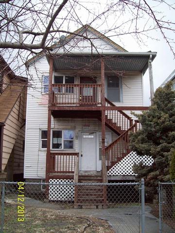 3742 S Sacramento Ave., Chicago, IL 60632