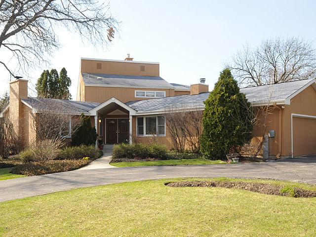1701 Happ Rd., Northbrook, IL 60062