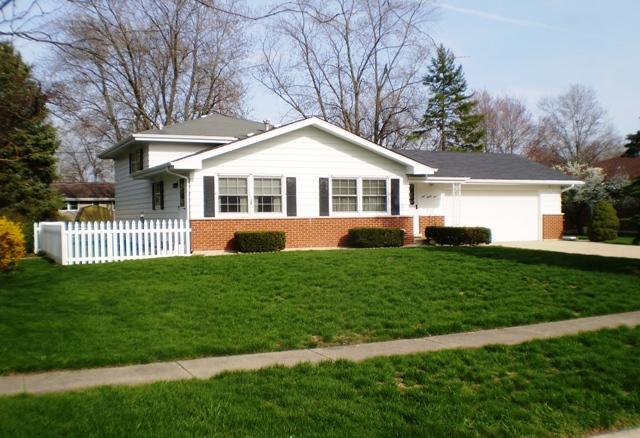 131 Evergreen Dr., Frankfort, IL 60423
