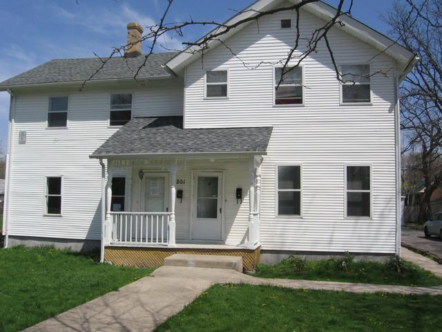201 2nd Ave., Joliet, IL 60433