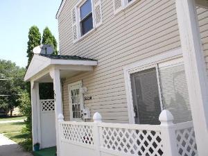325 Marcia Ct. #B, Bartlett, IL 60103