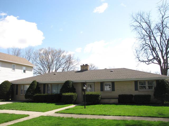 414 N Walnut St., Momence, IL 60954