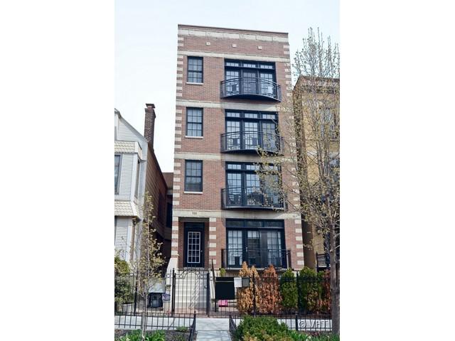 910 W Roscoe St. #3, Chicago, IL 60657
