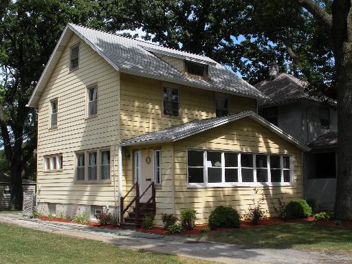 10706 S Drew St., Chicago, IL 60643