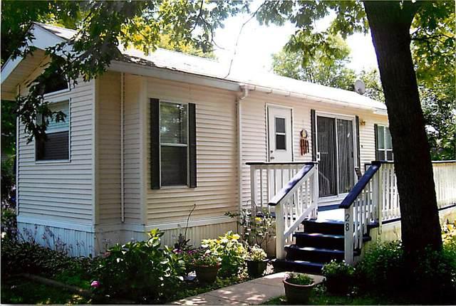 1009 Bay Rd. #28, Mchenry, IL 60051