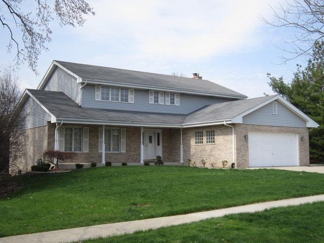 1224 Gloucester Rd., Woodridge, IL 60517