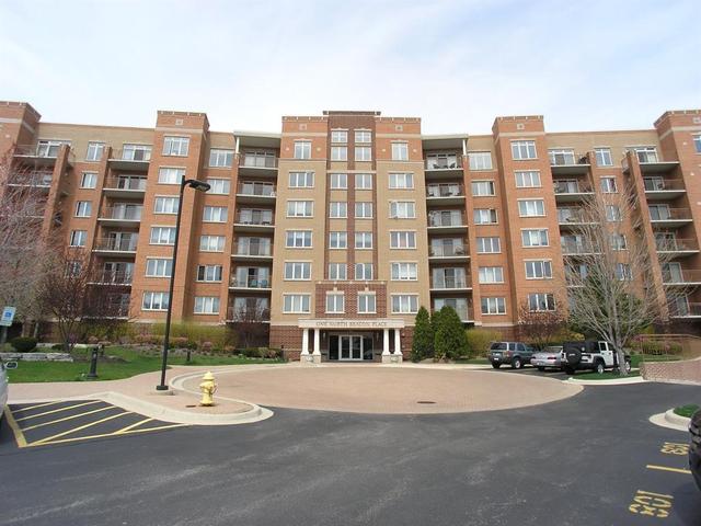 1 N Beacon Pl. #702, La Grange, IL 60525