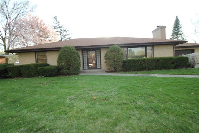 1021 Lexington Way, Rockford, IL 61108