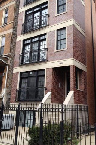 902 W Roscoe Ave. #1, Chicago, IL 60657
