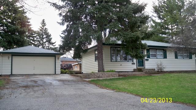 827 12th Ave., La Grange, IL 60525
