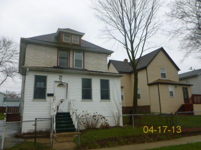 648 Lenox Ave., Waukegan, IL 60085