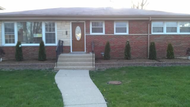 9332 Lowell Ave., Skokie, IL 60076