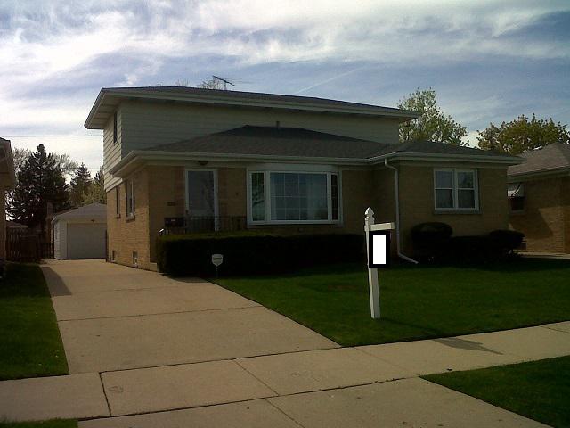 8646 N Ozark Ave., Niles, IL 60714