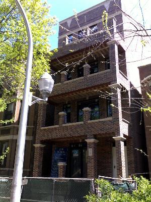 902 W Barry Ave. #3, Chicago, IL 60657
