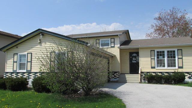 17486 Eastgate Dr., Country Club Hills, IL 60478