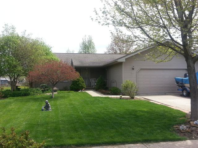 220 S Hossack St., Seneca, IL 61360