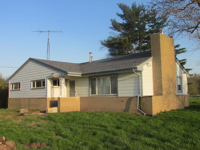 2749 E 3300 N. Rd., Beaverville, IL 60912