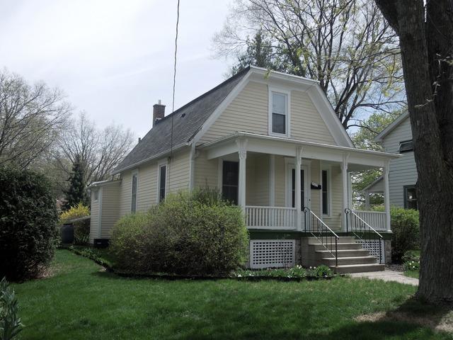 424 N 4th St., Dekalb, IL 60115