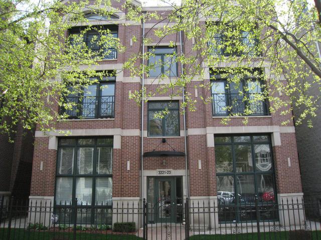 3223 N Clifton #2N, Chicago, IL 60657
