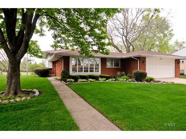 450 W Kathleen Dr., Des Plaines, IL 60016