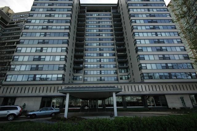 3430 N Lake Shore Dr. #3K, Chicago, IL 60657