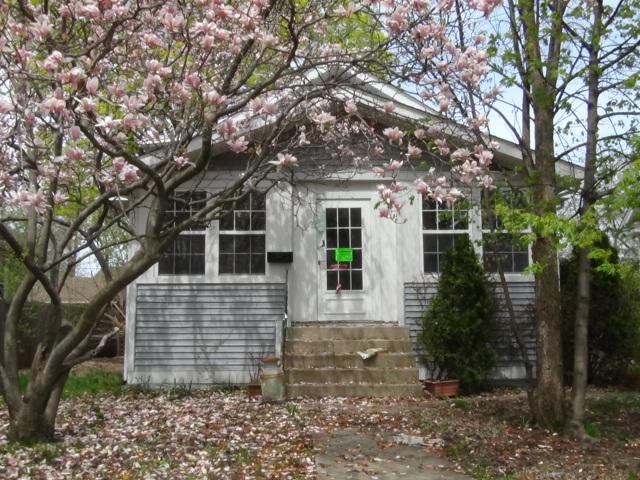 1410 E Algonquin Rd., Des Plaines, IL 60016