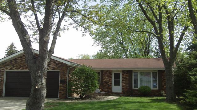 9 Bonds Dr., Bourbonnais, IL 60914