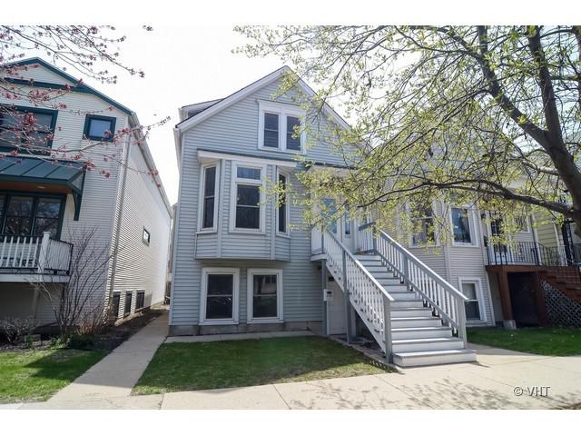 2129 W Belle Plaine Ave., Chicago, IL 60618