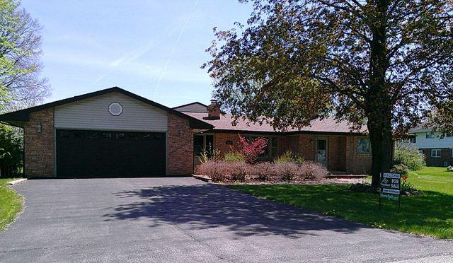 8019 Amber Dr., Machesney Park, IL 61115