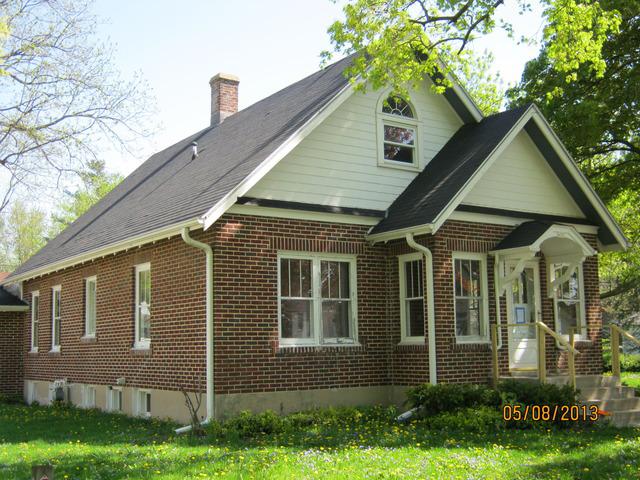 430 W Cherry St., Compton, IL 61318