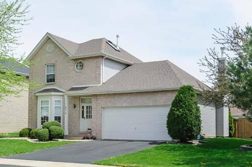 875 Chelsea Ct., Aurora, IL 60504