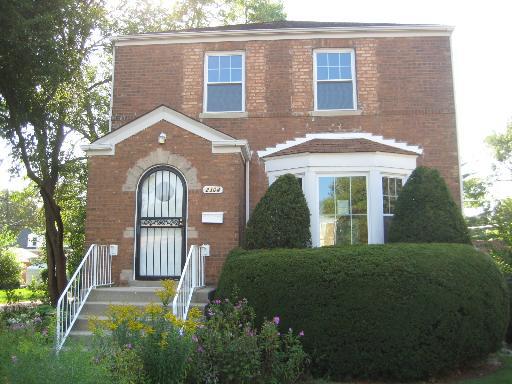 2304 S 17th Ave., Broadview, IL 60155