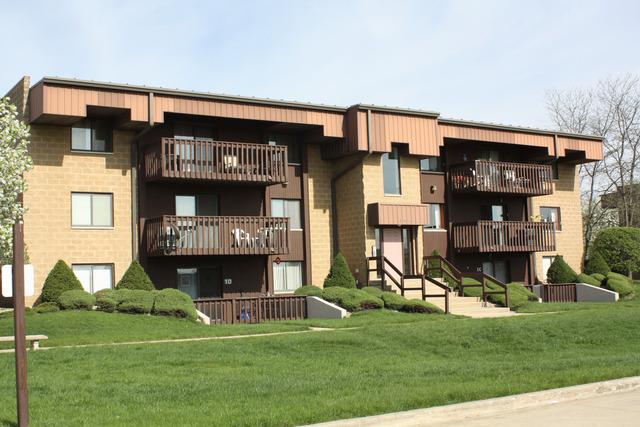 105 Caterpillar Dr. #3B, Joliet, IL 60436