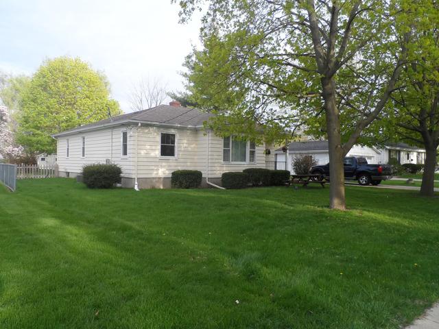 131 N Harrison St., Geneva, IL 60134