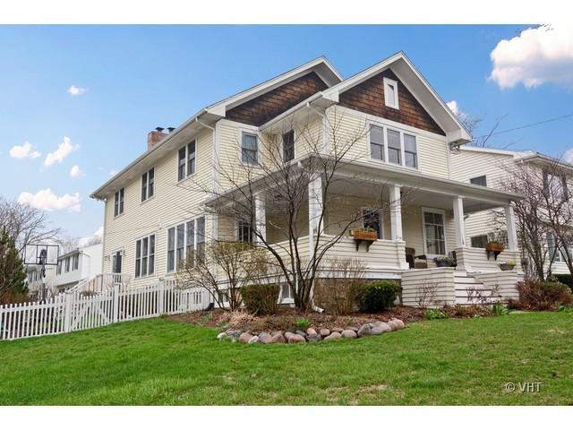 348 Brandon Ave., Glen Ellyn, IL 60137