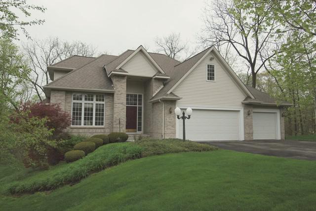 7540 Grace Dr., Roscoe, IL 61073