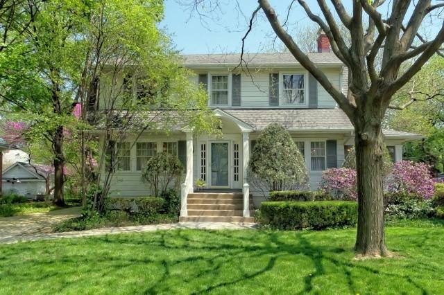 425 S Park Rd., La Grange, IL 60525