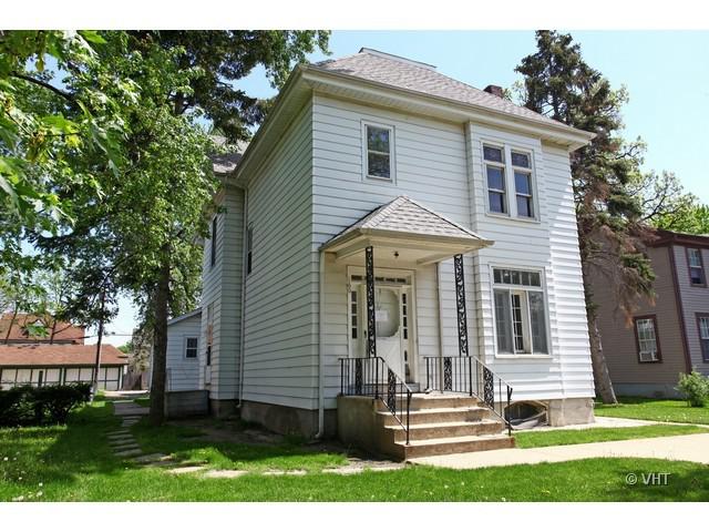 160 S Lincoln Ave., Aurora, IL 60505