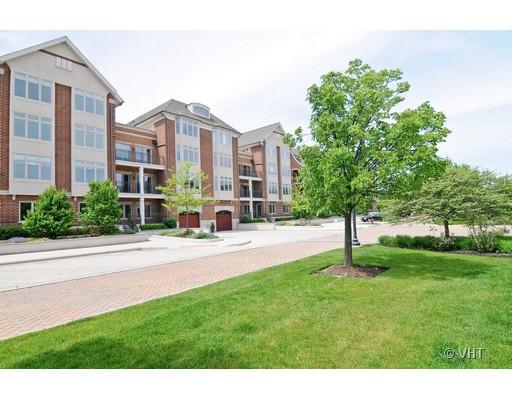 450 Village Green Pkwy. #213, Lincolnshire, IL 60069