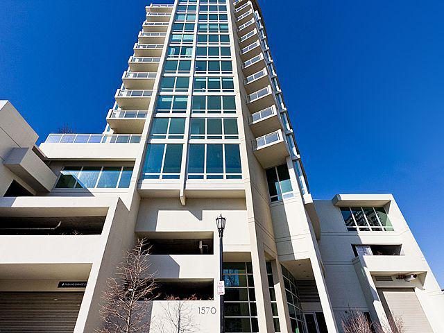 1570 Elmwood Ave. #1401, Evanston, IL 60201