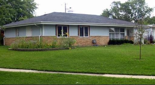 760 Orange Ln., Hoffman Estates, IL 60192