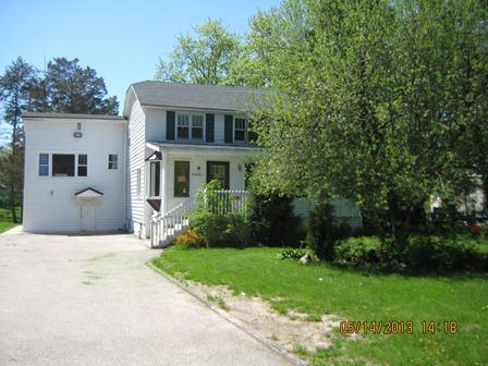 35886 Fairfield Rd., Round Lake, IL 60073