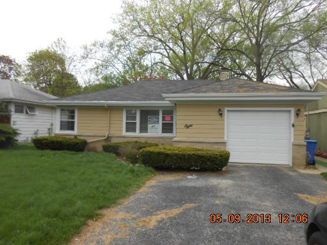 8 N Kenilworth Ave., Mount Prospect, IL 60056