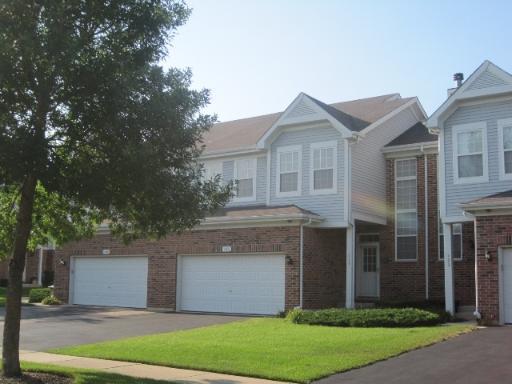 131 Chestnut Hills Cir., Burr Ridge, IL 60527