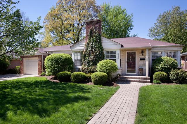 838 Woodland Dr., Glen Ellyn, IL 60137