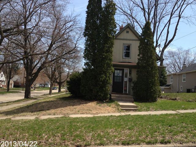 533 Rome Ave., Rockford, IL 61107