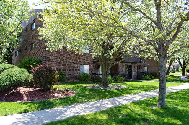 7505 W Tiffany Dr. #2C, Orland Park, IL 60462
