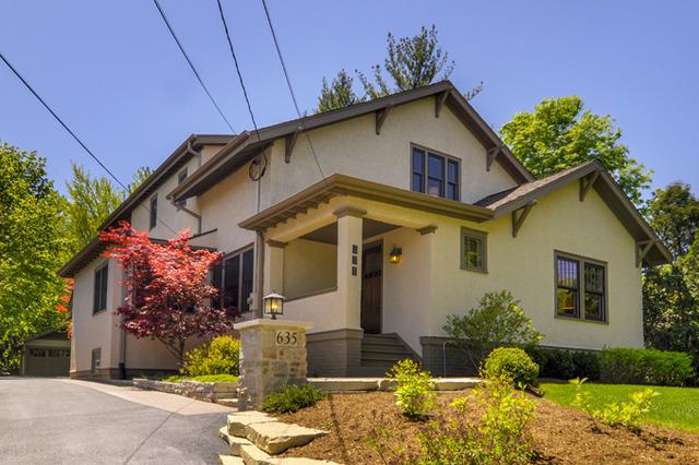 635 Hill Ave., Glen Ellyn, IL 60137