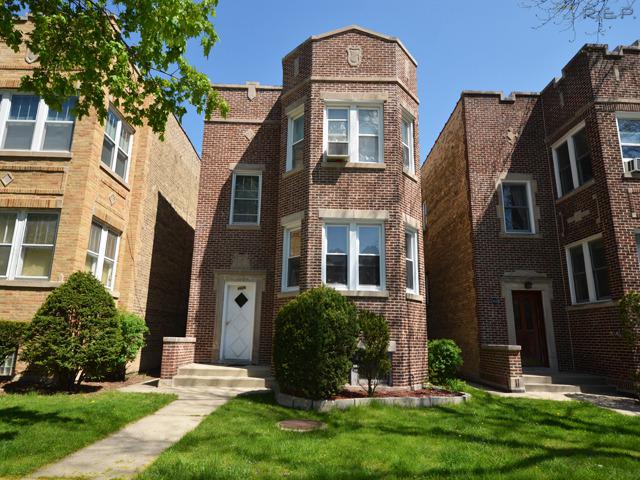 4826 Wright Ter., Skokie, IL 60077