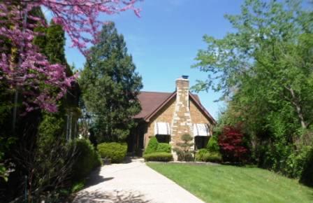 5040 N Central Park, Chicago, IL 60625